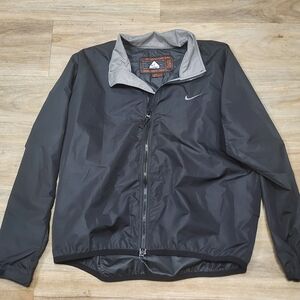 Vintage Nike ACG Men's Gray Windbreaker Jacket